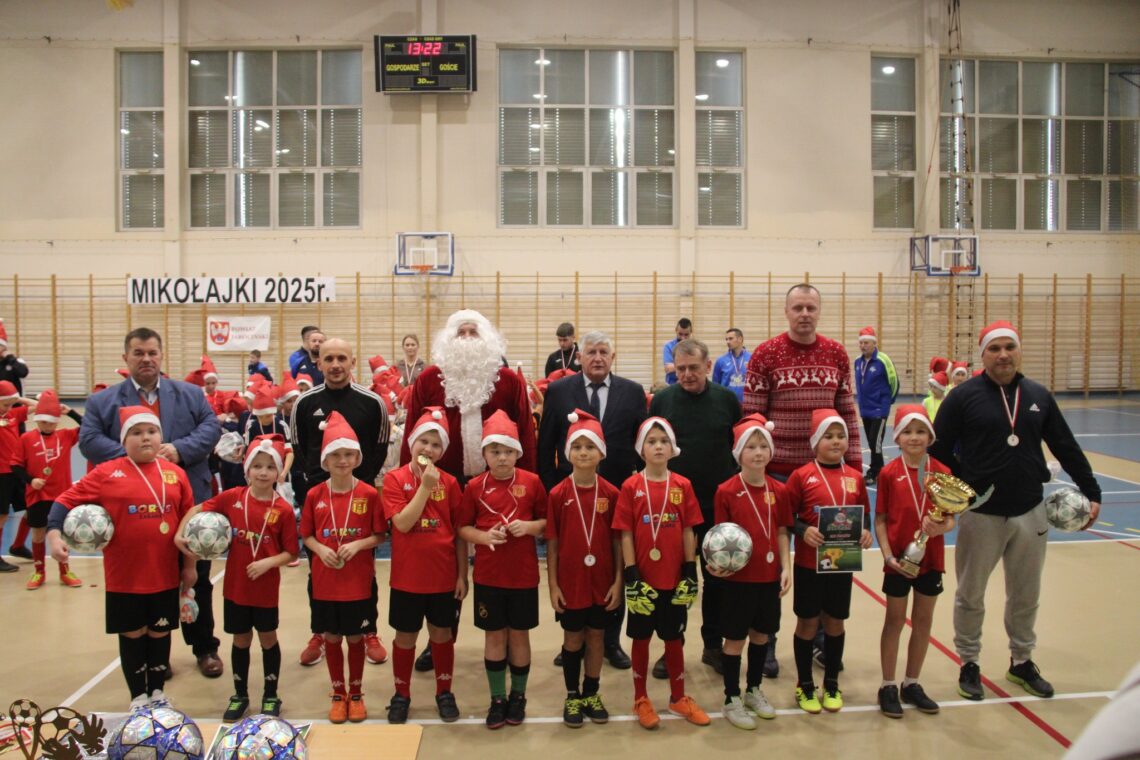 III Mikołajkowy Turniej Halowej Piłki Nożnej o Puchar Starosty Jarocińskiego